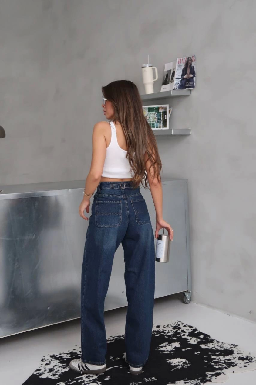 Arkadan tokalı jeans pantolon