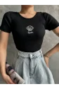 Bac nakışlı bluz