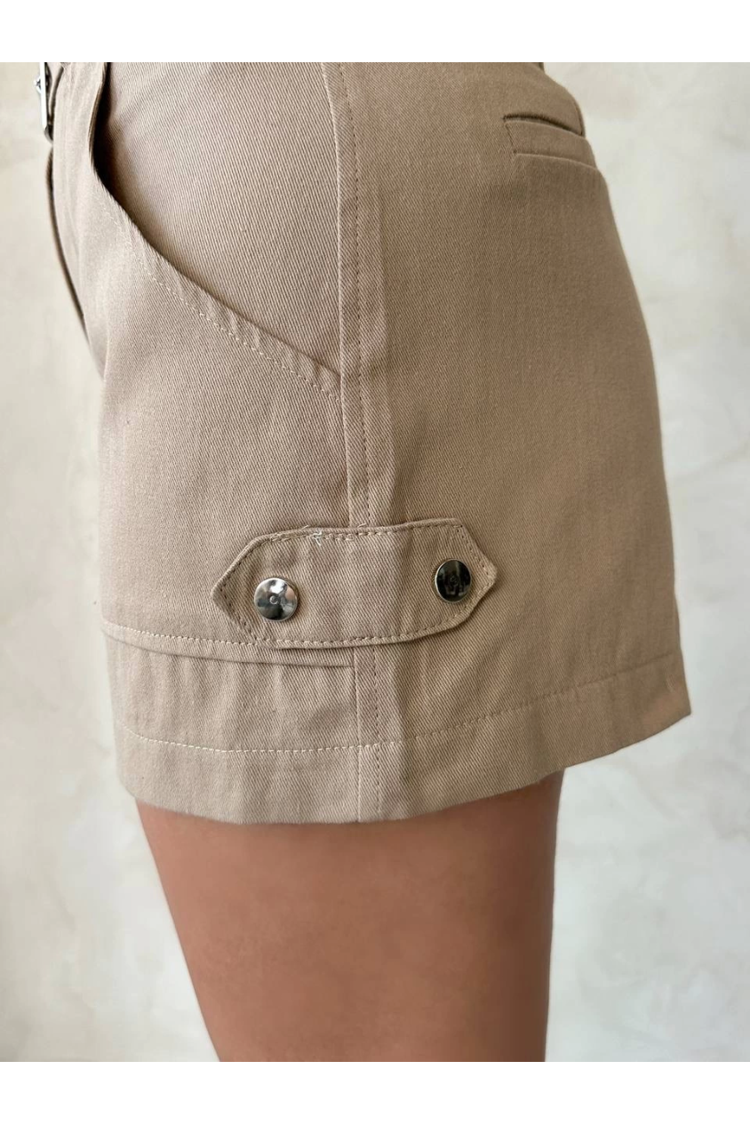 Kemer detaylı gabardin şort bej s25289
