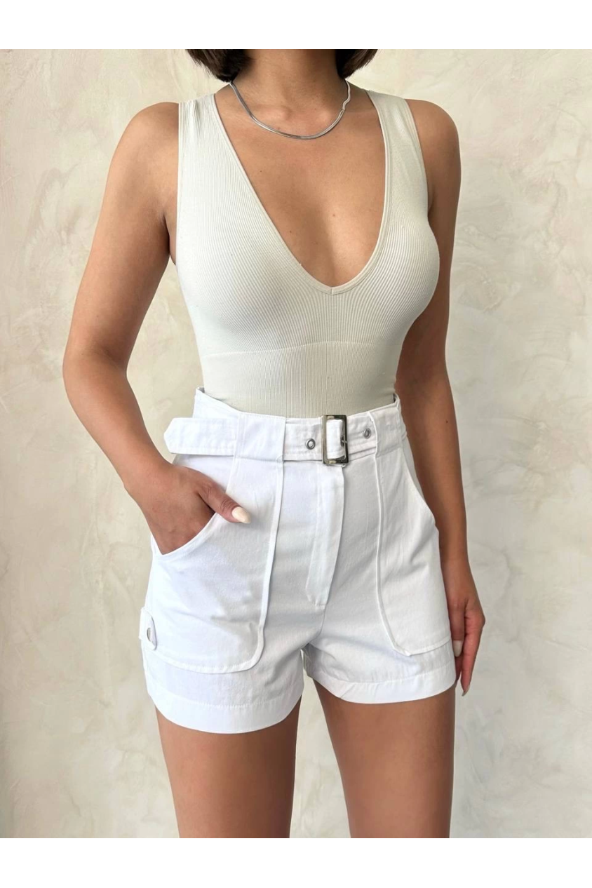 Kemer detaylı gabardin şort beyaz s25289