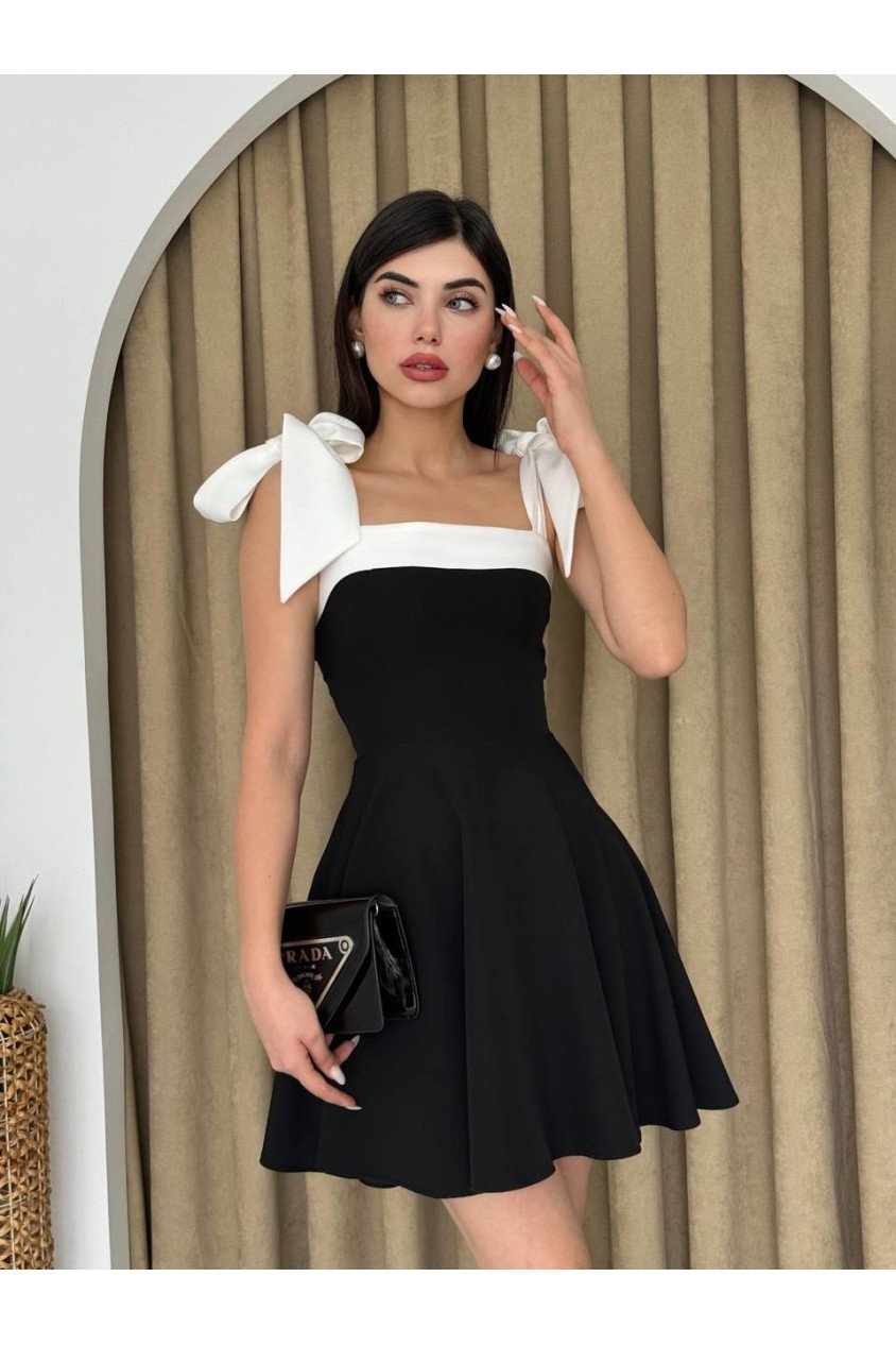 Cloche Omuzu Fiyonklu Elbise