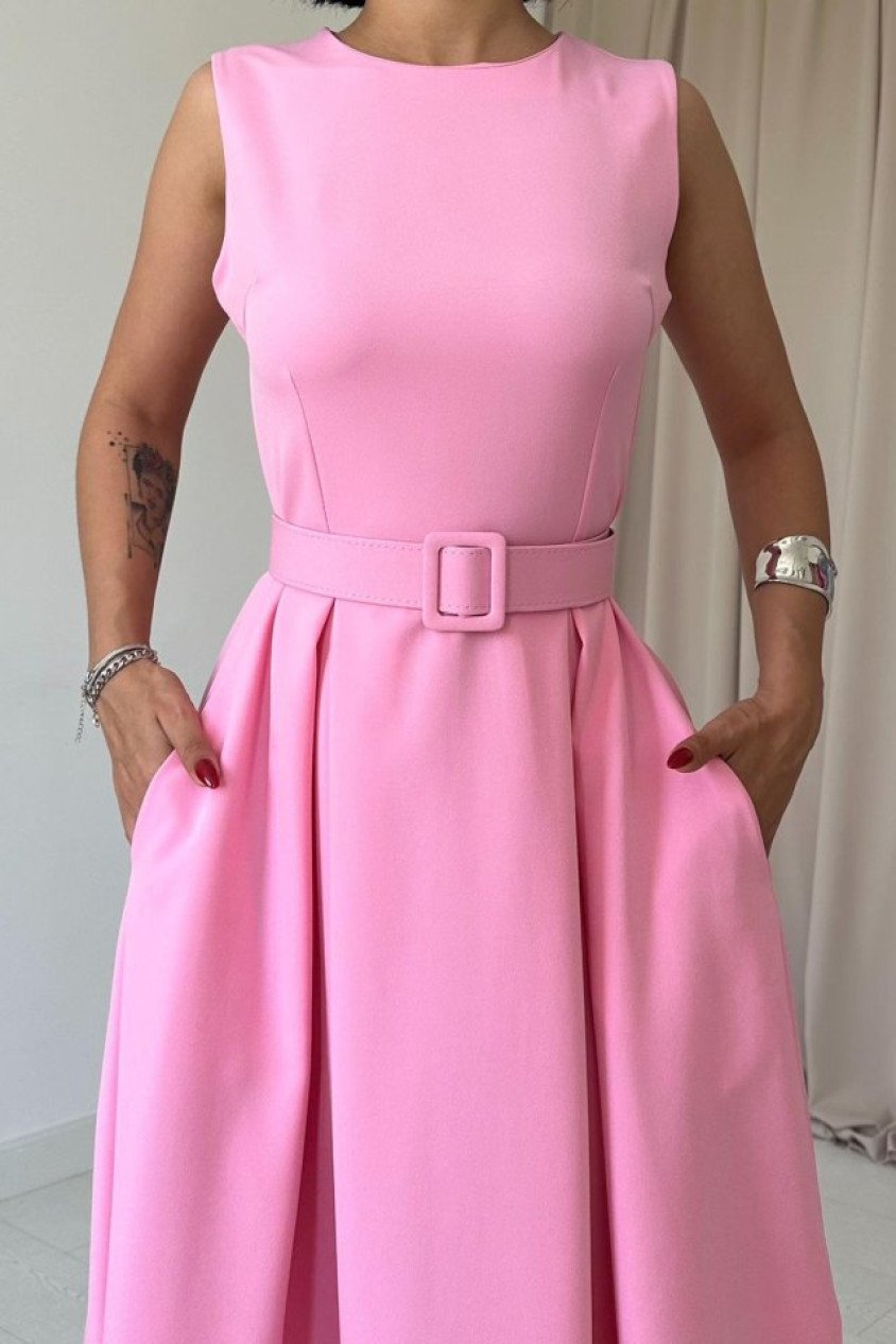 Pembe Halter Yaka Kloş Elbise
