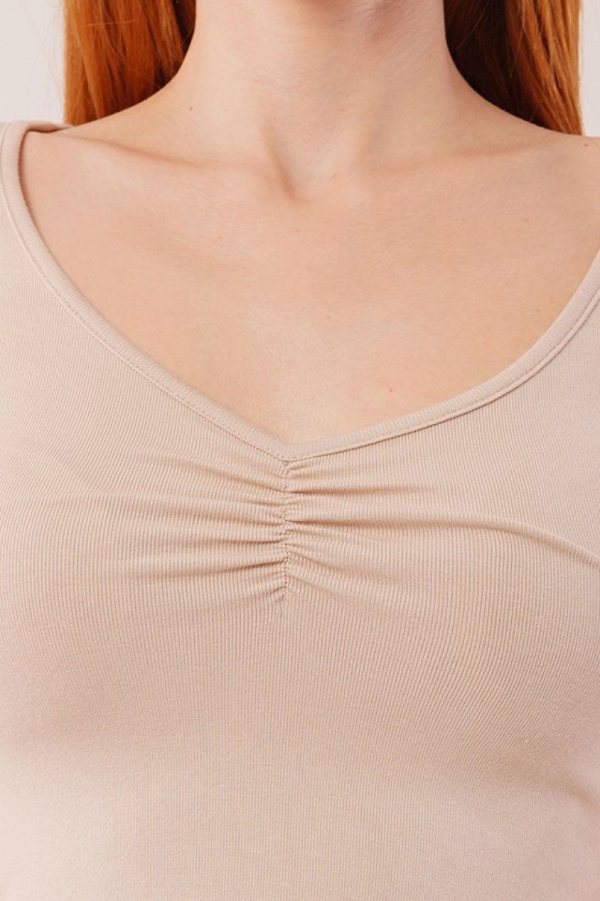 Geniş Yaka Krem Basic Body Bluz