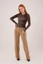 Ön Dikiş Detaylı Tek Düğme Camel Pantolon