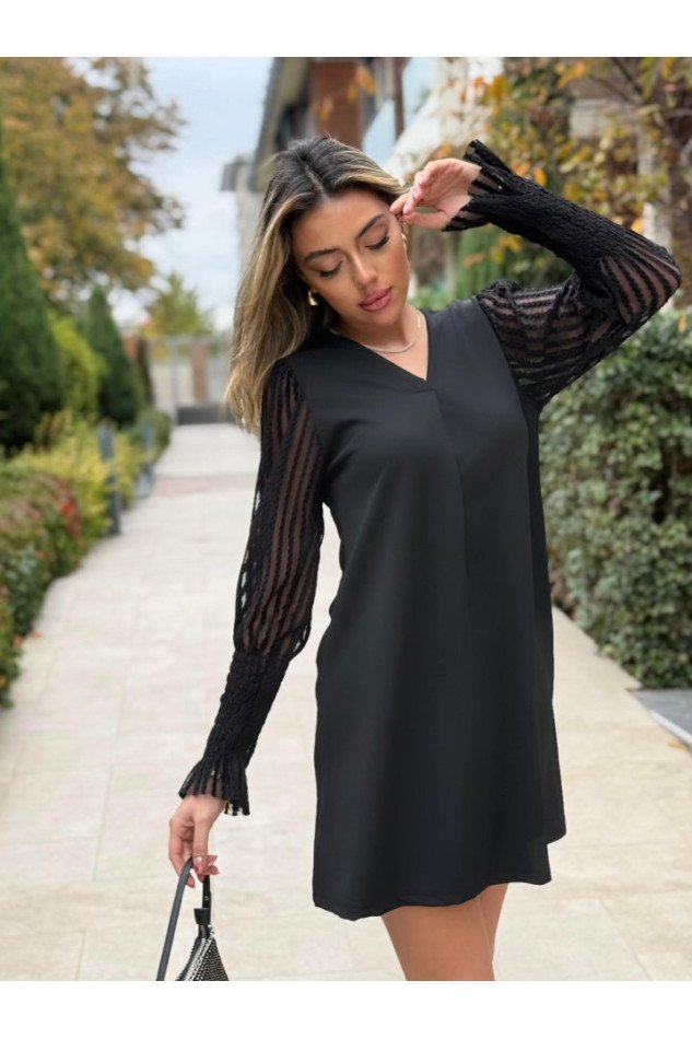 Kadın Uzun Kollu V Yakalı Kolları Tül Detay Kısa Krep Elbise