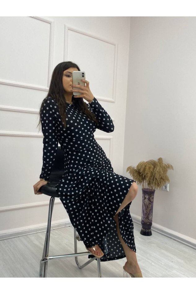 Kadın Krep Kumaş Uzun Kollu Tam Boy Puantiyeli Elbise 132 Cm