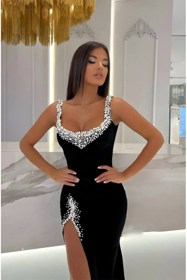 Kadın Kare Yaka Omuz Askılı Deş Detay Full Bacak Dekolteli Dalgıç Kumaş Maxiboy Elbise