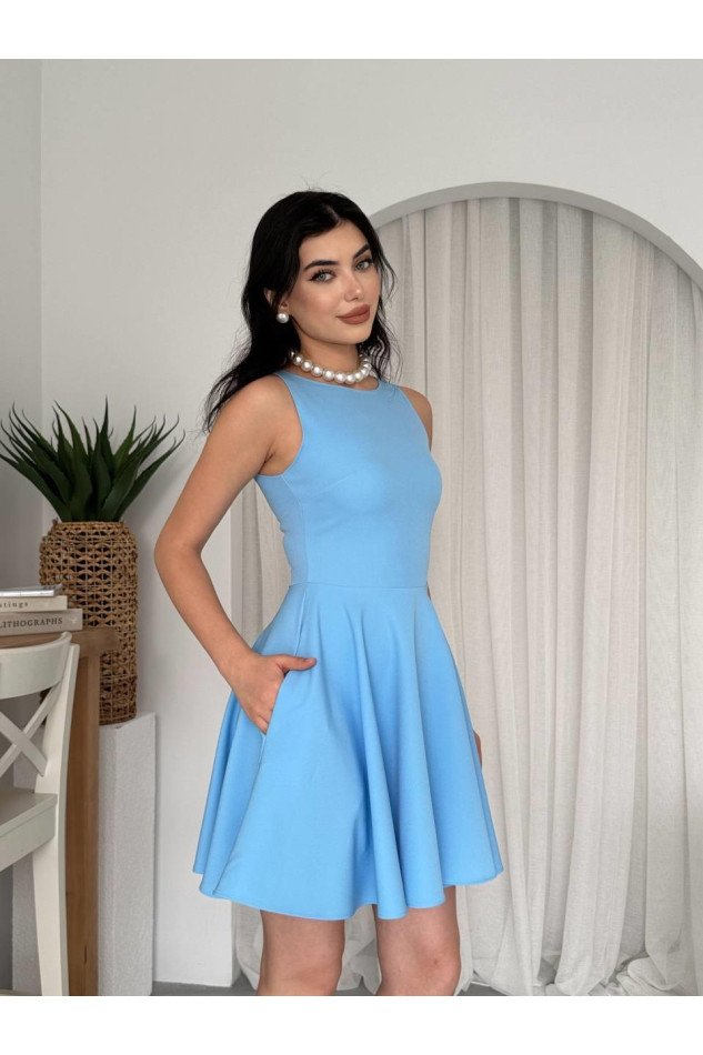 Berl Cep Detaylı Elbise