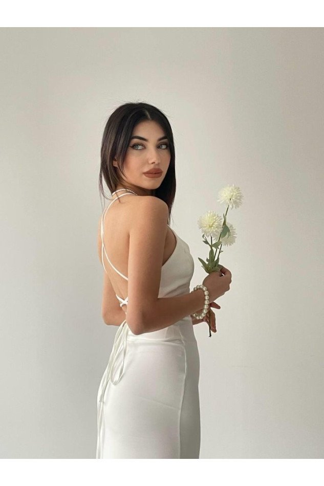 Kaitlyn Sırt Dekolteli V Yaka Yırtmaçlı Elbise