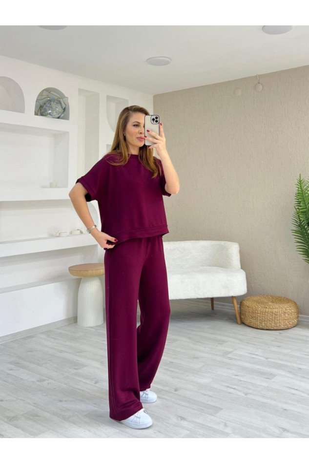 Kadın Modal Kumaş V Yaka Tişört Ve Bol Kesim Pantolon Ikili Takım