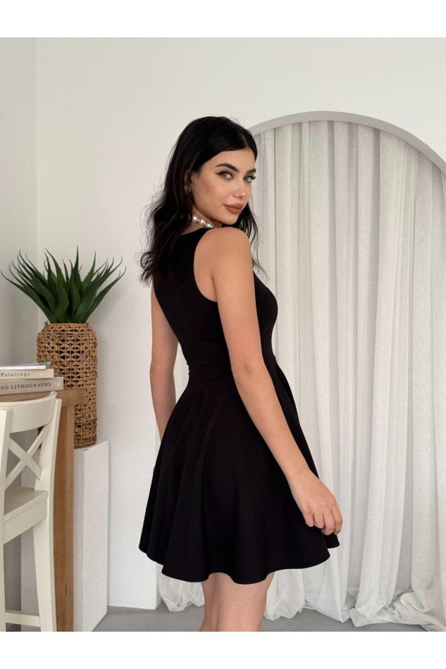 Berl Cep Detaylı Elbise