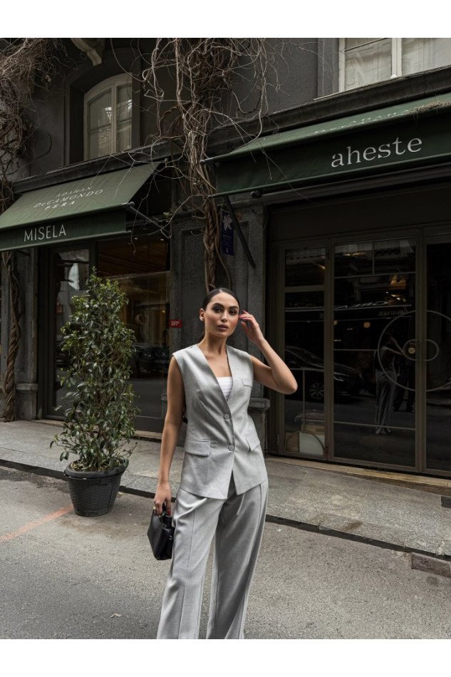 Poly Viscose Arkasi Düğme Ve Kemer Detayli Yelek Pantolon Takim